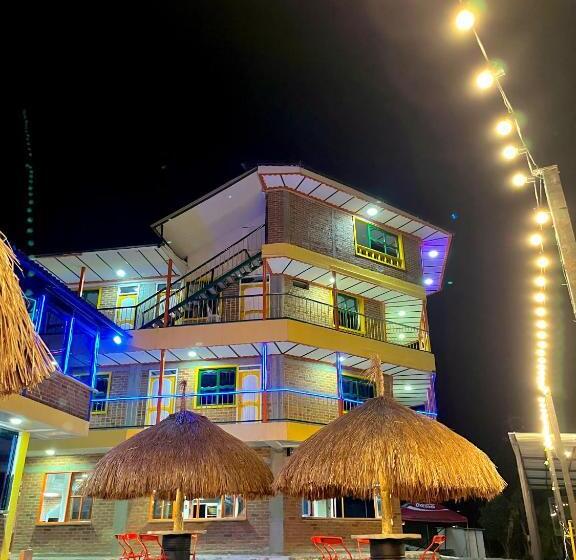 Casona Hotel La Divisa