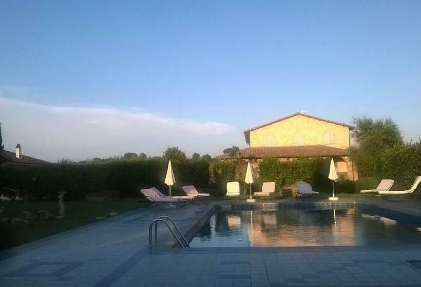 Отель Agriturismo Il Prataccio
