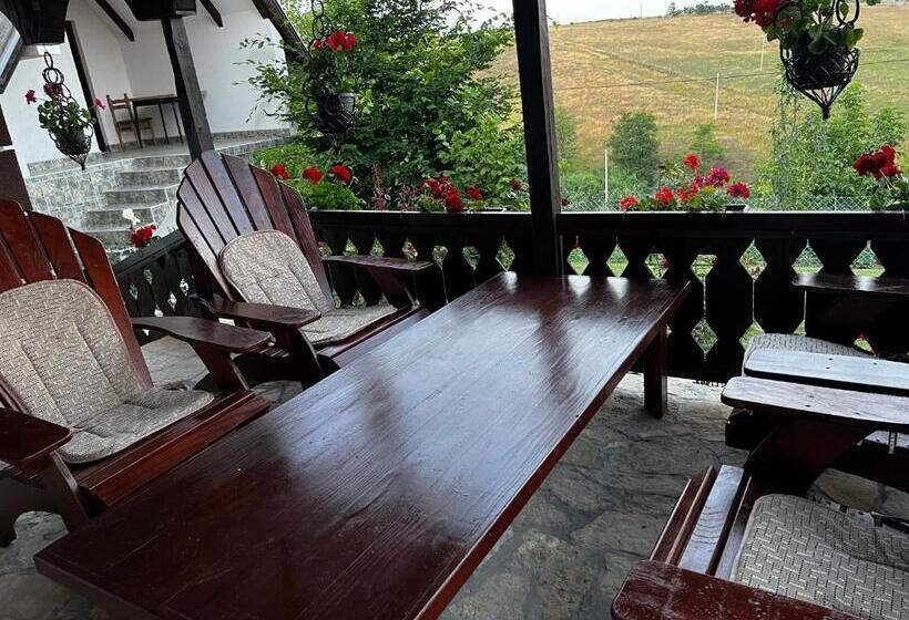 تختخواب و صبحانه Krcma U Planini