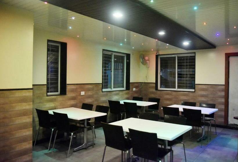 فندق Manoranjan Enclave