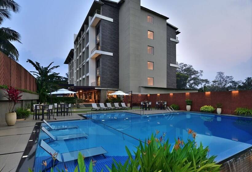 ホテル Citadines Arpora Nagoa Goa