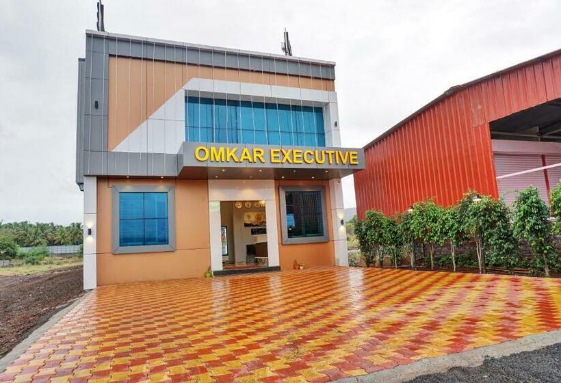 ホテル Omkar Executive