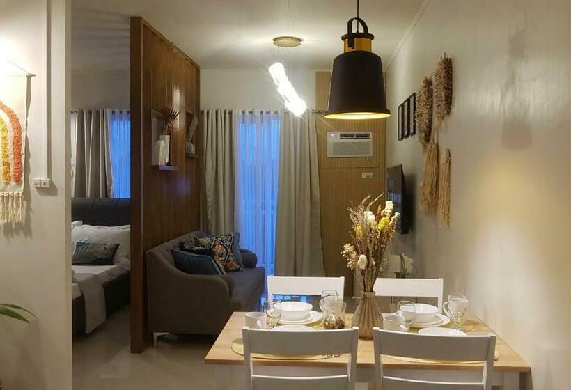 فندق Island Staycation With Balcony, Exceptional Swimming Pool & Gym B2 2fluorite