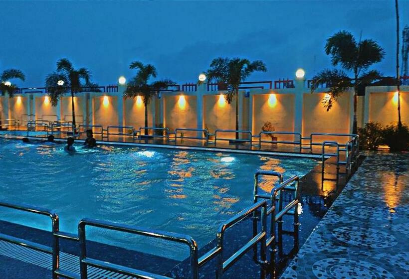 ホテル Lakshya Resort