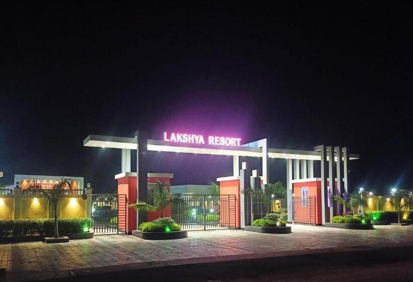 ホテル Lakshya Resort