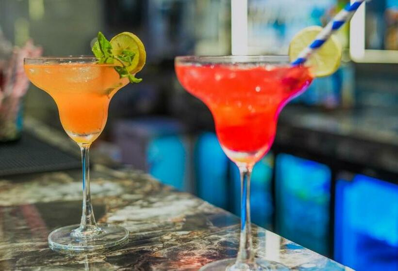 ホテル Escala By Levelup