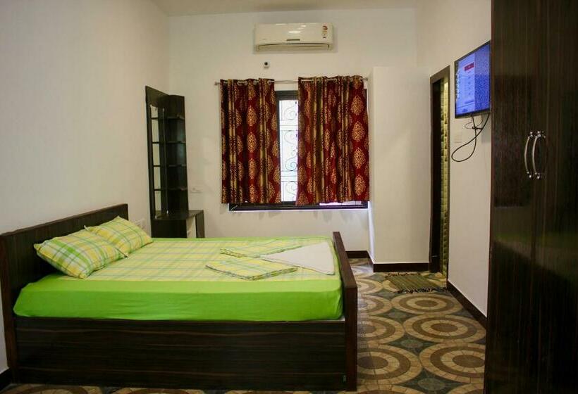 בית מלון כפרי Thiruchitrambalam Palace Resort