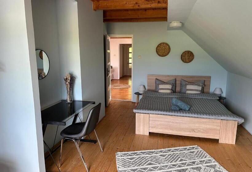 פנסיון Greenery Home