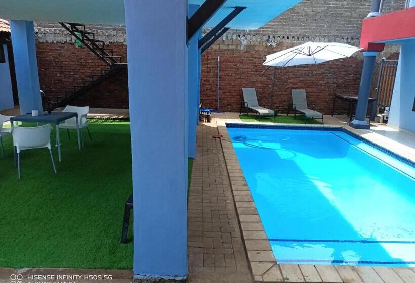 住宿加早餐  Regorogile Guest House Spa And Conference