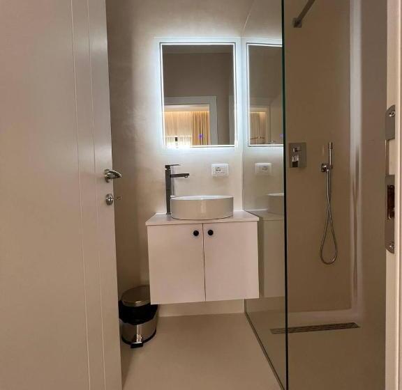 هتل Mare Rooms Vlore