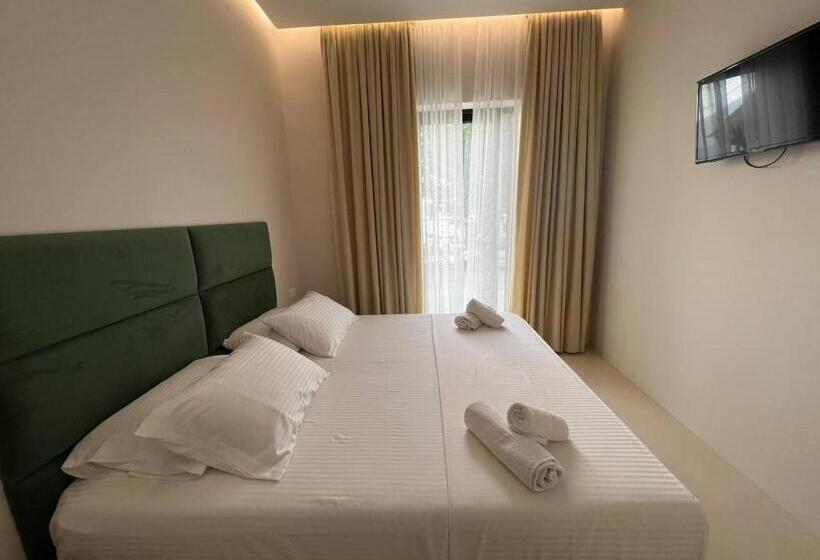 هتل Mare Rooms Vlore