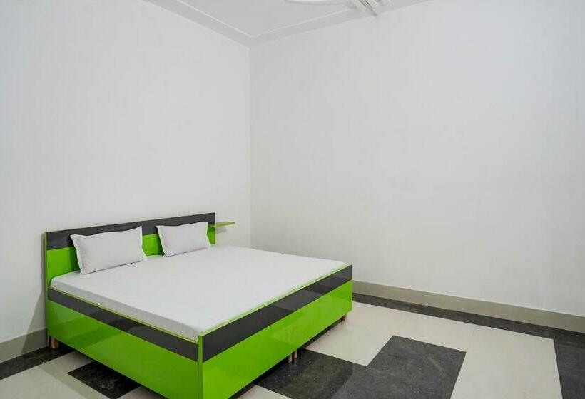 فندق Oyo 81362 Sahara Guest House