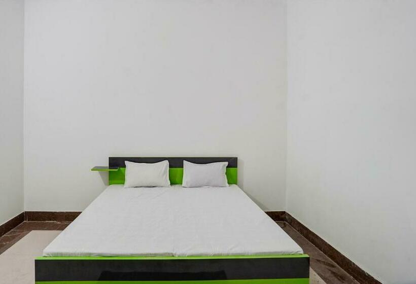 فندق Oyo 81362 Sahara Guest House