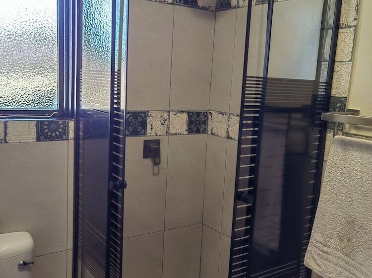 בית מלון כפרי Ing At Sandstone