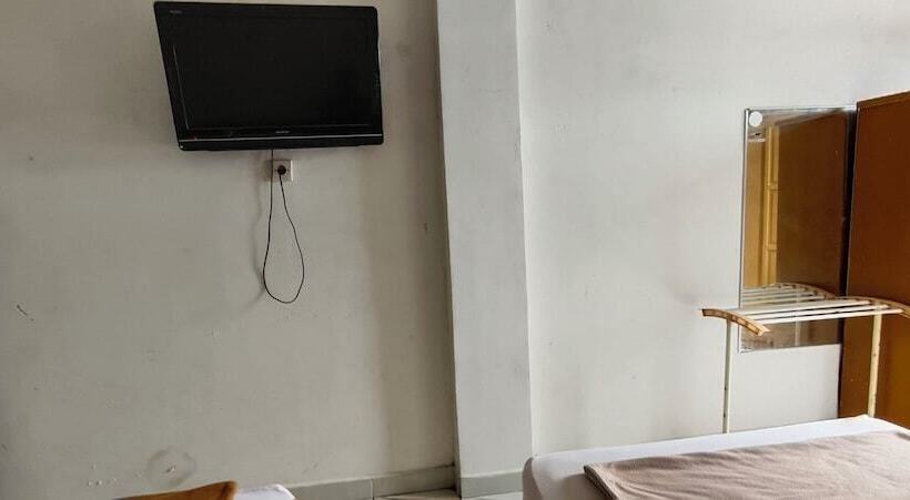 هتل Oyo 92751 Marang Homestay Syariah