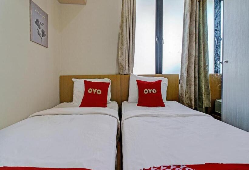 בית מלון כפרי Oyo 92772 Losmen Diah Syariah