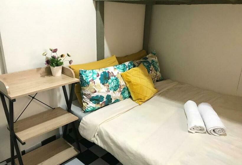 호스텔 Evrmc La Luna Place