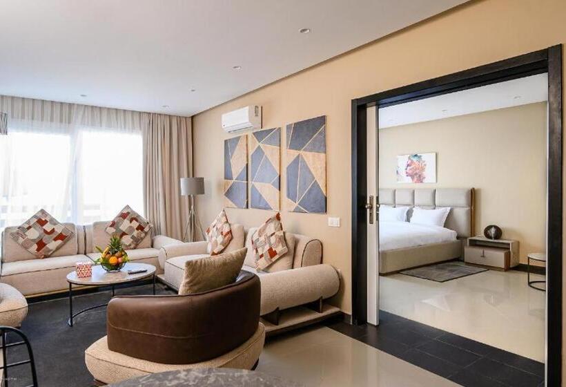 فندق Playa Del Pacha Suites