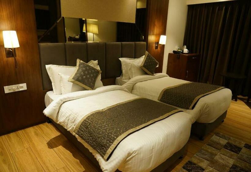 酒店 The Park Regency