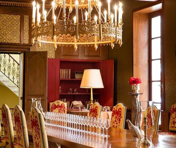 צימר Château La Tour Carnet   B.magrez Luxury Wine Experience