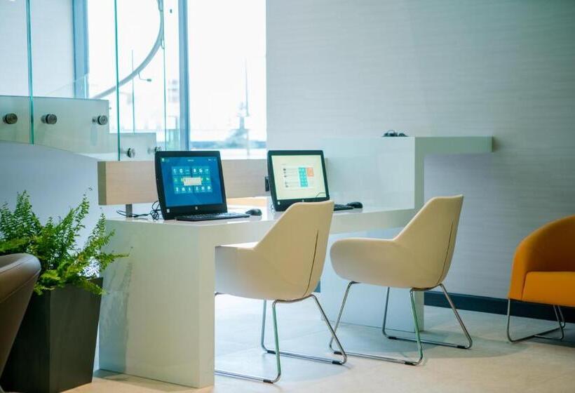 酒店 Holiday Inn Dąbrowa Górnicza Katowice, An Ihg