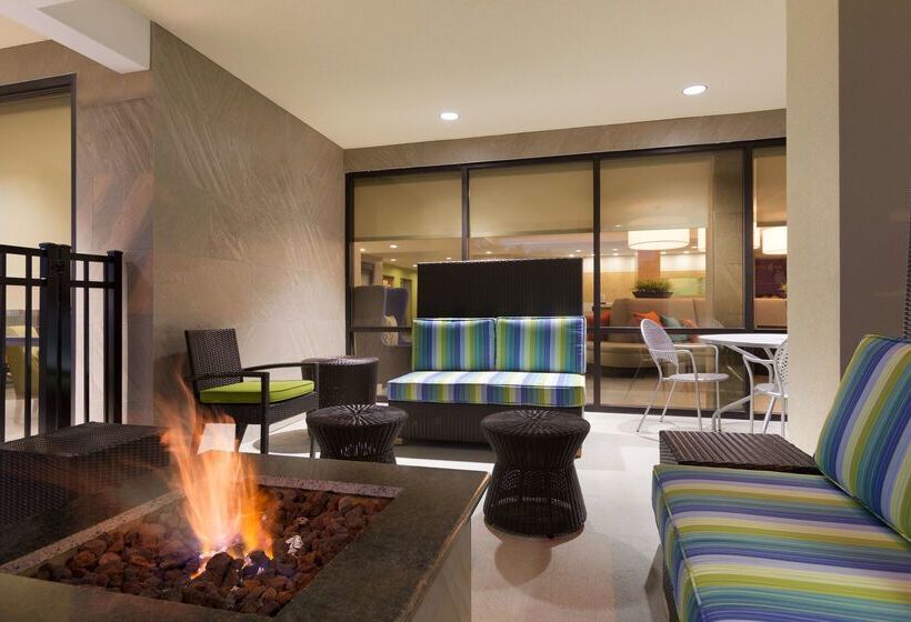 בית מלון כפרי Home2 Suites By Hilton Gainesville Medical Center