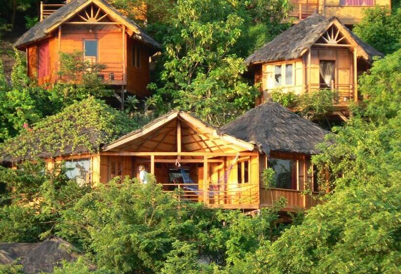 هتل Waecicu Eden Beach