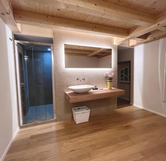 تختخواب و صبحانه Corso Grand Suites