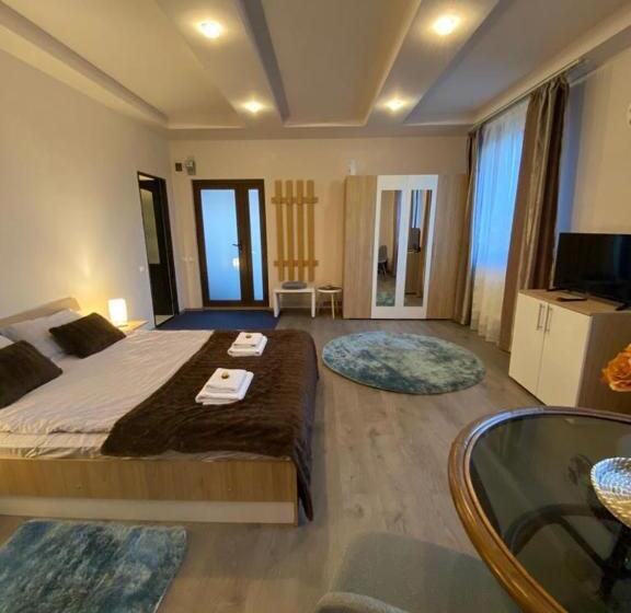 پانسیون Casa Diana