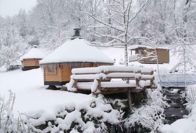 Пансион Escapade Romantique: Cabane Avec Terrasse Panoramique, Poêle à Bois Et éclairage Multicolore Fr 1