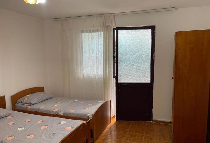 پانسیون Nana S Rooms
