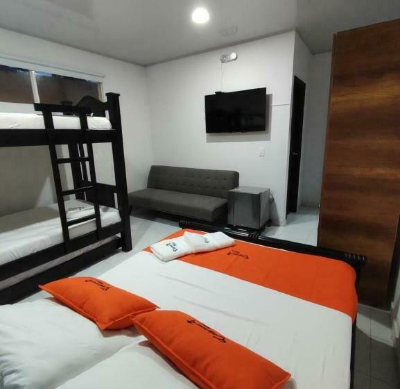 هاستل Galyrod Su Hotel Familiar