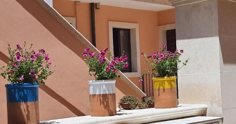 Corte Dei Fiori Acquaviva Apartments