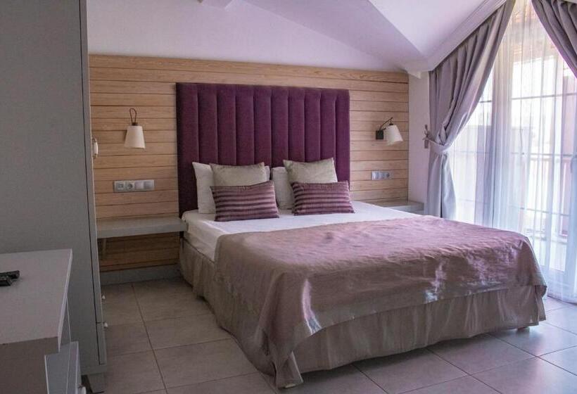 تختخواب و صبحانه Aktaş Butik