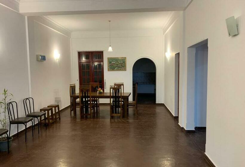 Paramount Hotel Pussellawa