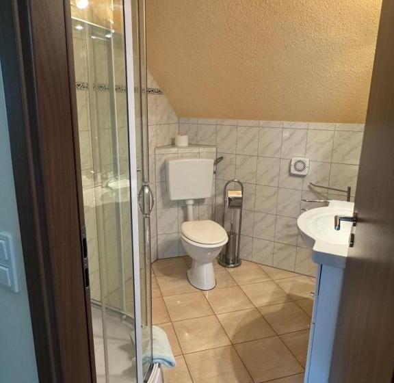 Pension Unter Der 250 Jährigen Eiche   Lehde Zentrum