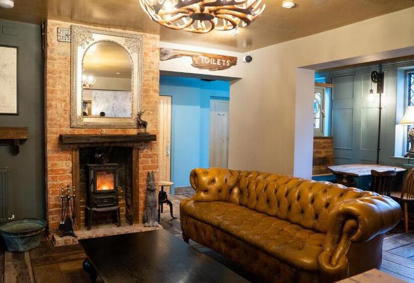 旅馆 Kettleburgh Chequers