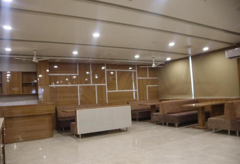 The Sky Comfort Beach Hotel, Dwarka