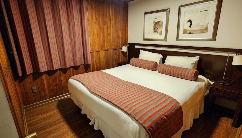 Hotel Y Cabañas Las Mellizas   Caja Los Andes