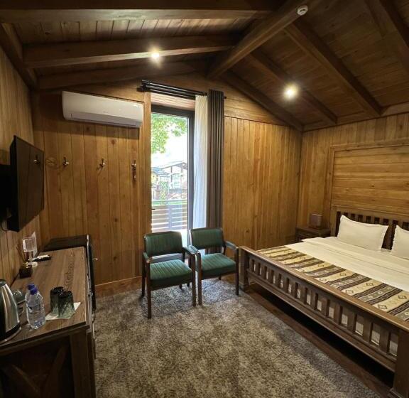 בית מלון כפרי Le Chalet Mont And Restaurant