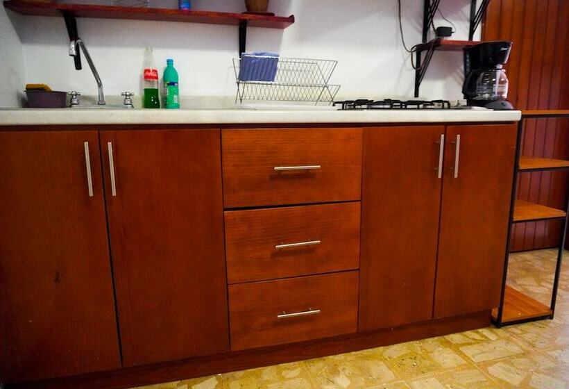 پانسیون Hostal Chocolate Calenda