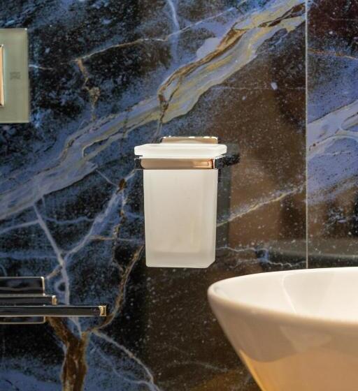 تختخواب و صبحانه Suites Matteotti 57