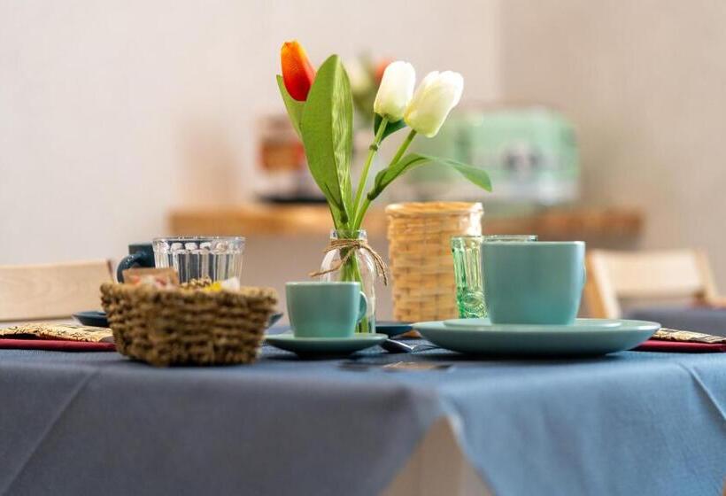 تختخواب و صبحانه Suites Matteotti 57