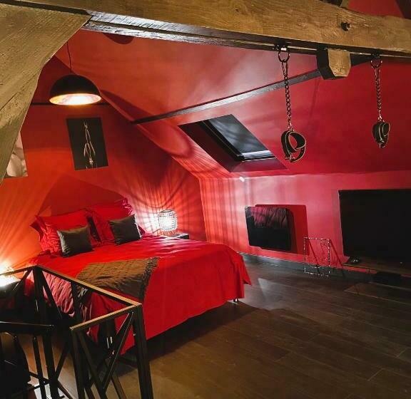Отель Love Room Spa L Impertinente