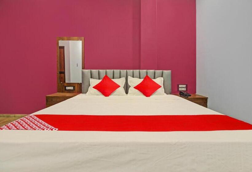 Отель O Rr Lodging And Boarding
