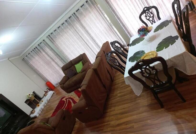 פנסיון Liyoli Guesthouse