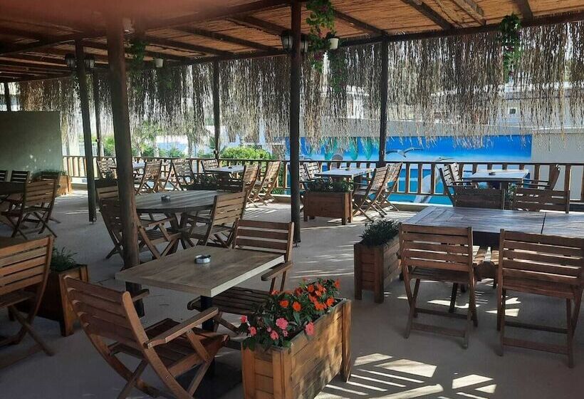 Seren Otel çeşme