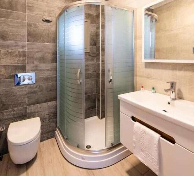 Seren Otel çeşme