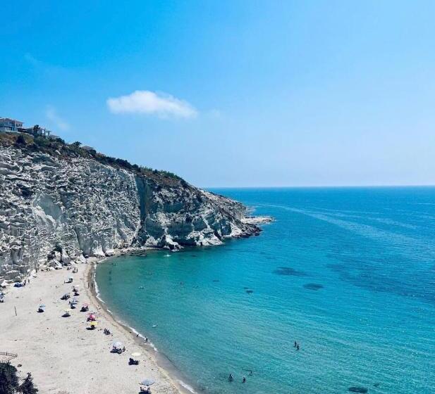 Seren Otel çeşme