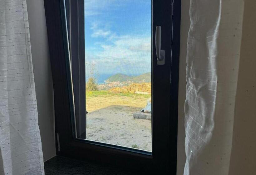 پانسیون Casa Iris
